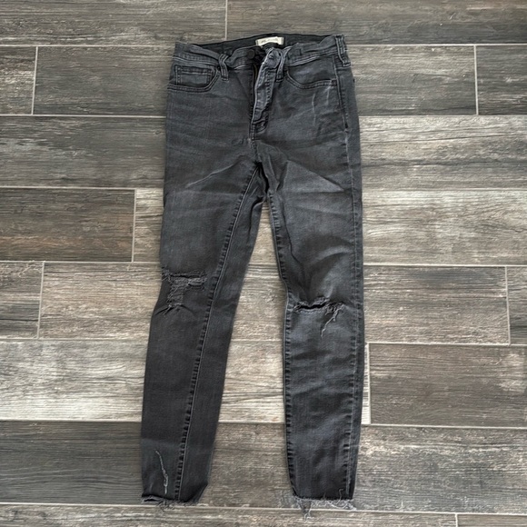 Madewell Denim - Madewell Distressed High Rise 9” Skinny Black Jean Size 29